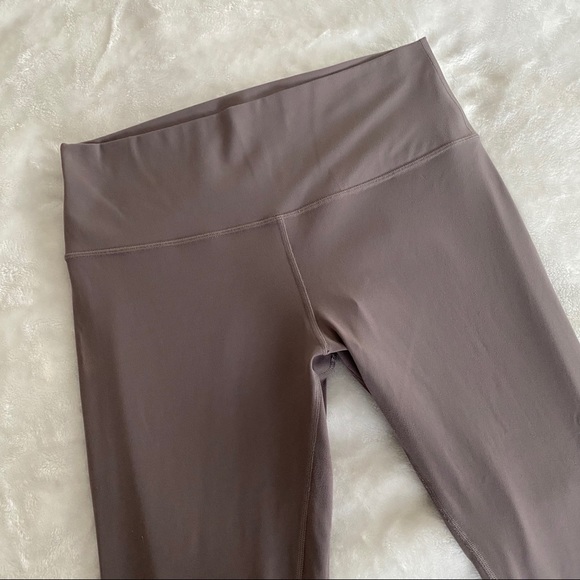 Lululemon Align High Rise 25” Lunar Rock Leggings - Picture 6 of 10